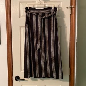 Gap Thick Linen Skirt worn once
